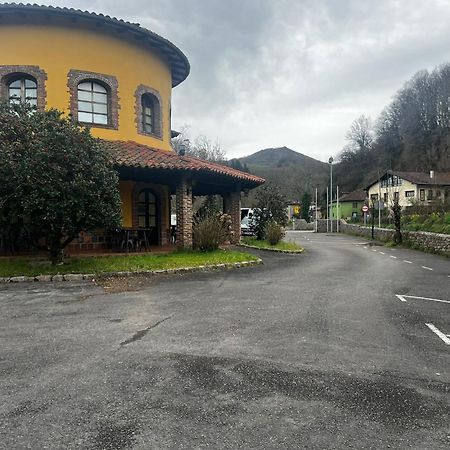 Hotel El Bricial Soto De Cangas Bagian luar foto