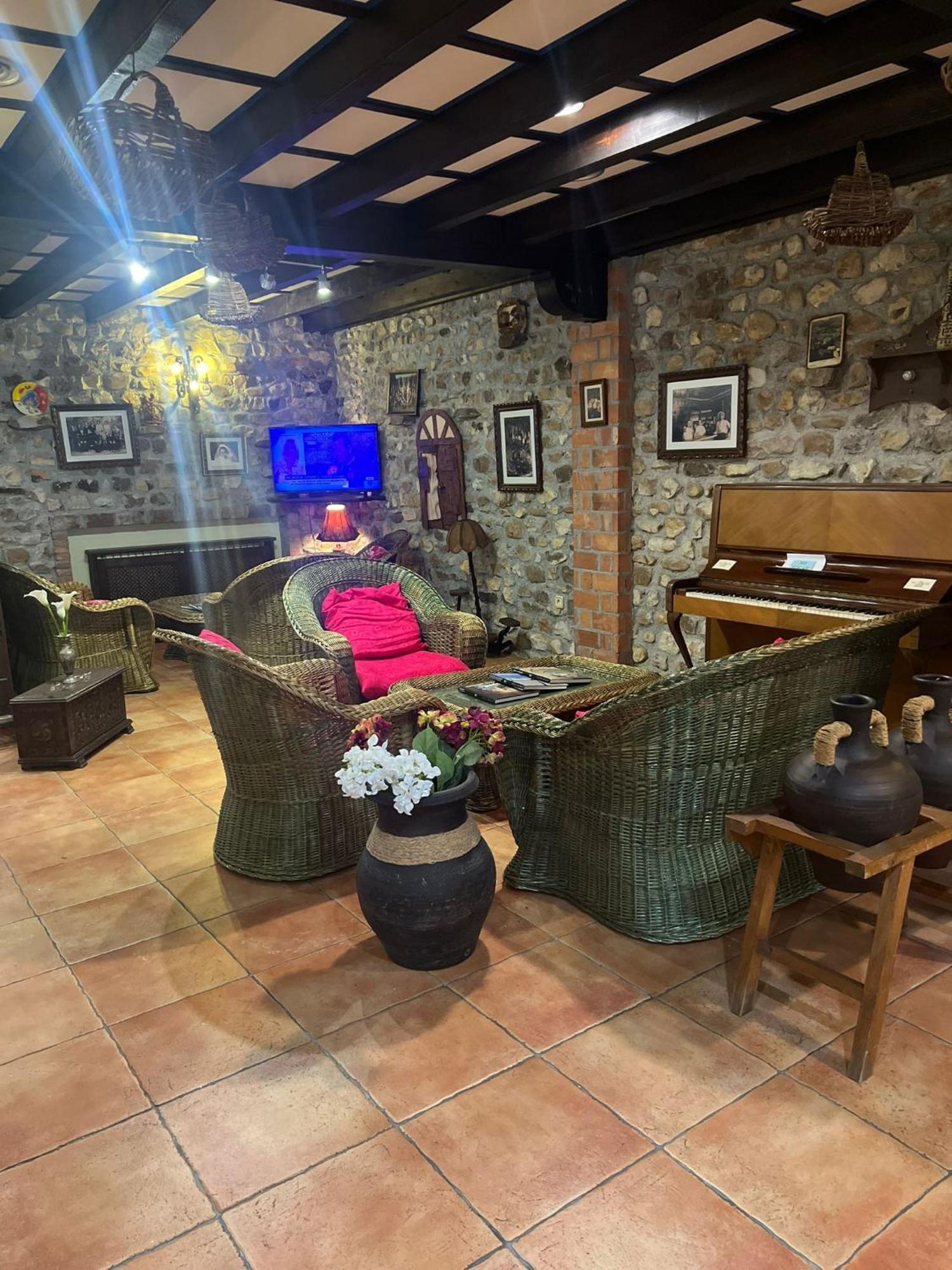 Hotel El Bricial Soto De Cangas Bagian luar foto