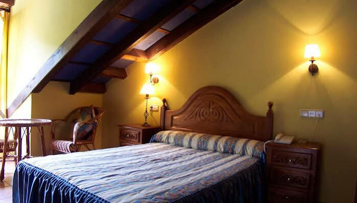 Hotel El Bricial Soto De Cangas Bagian luar foto